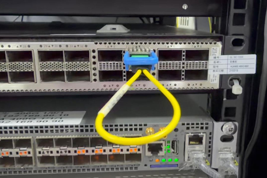 Loopback-Cable-Testing-on-Equipment.jpg